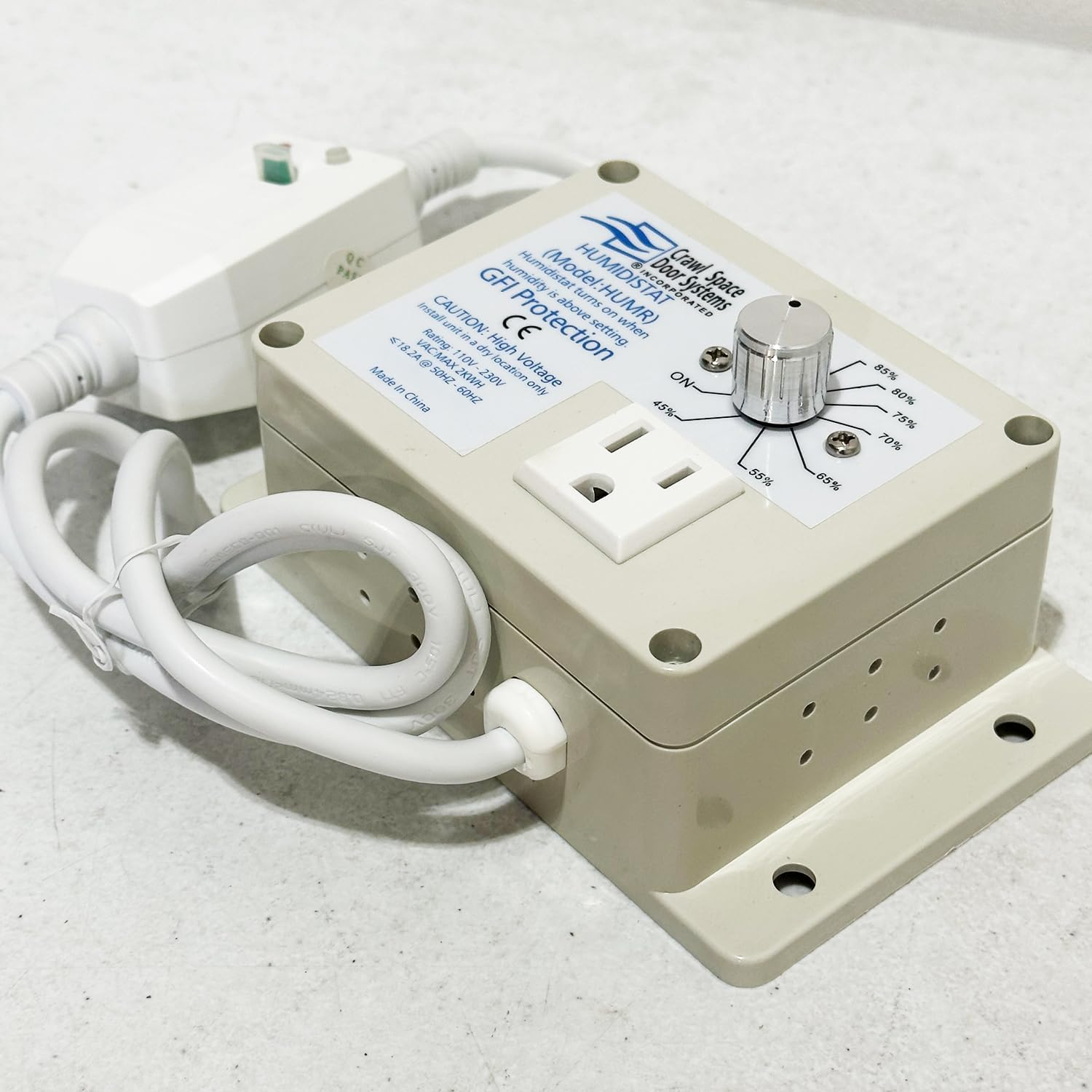 Crawl Space Humidistat Humidity Controller System - Efficient Moisture Control for Crawl Spaces, Basements and Enclosed Spaces